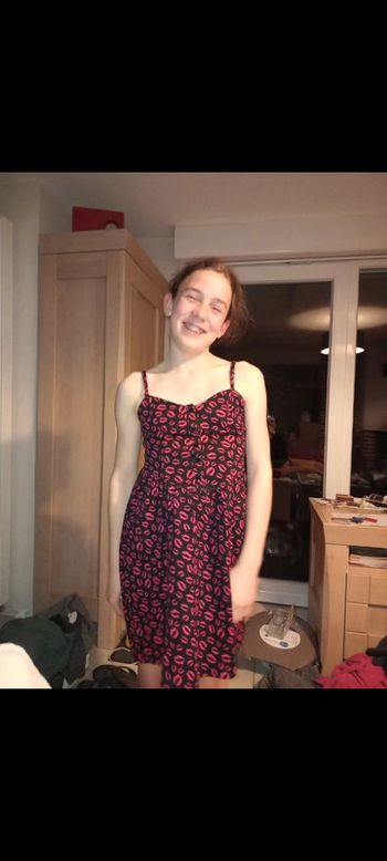 Robe fille bisous