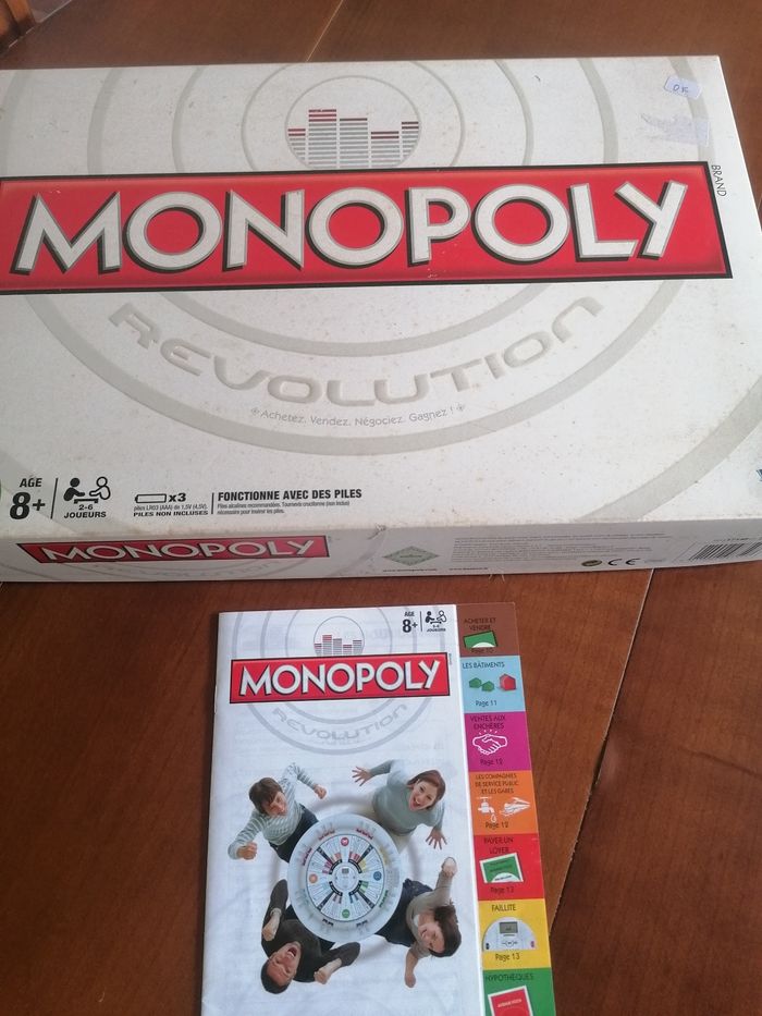 Jeux de société monopoly revolution electronic Hasbro