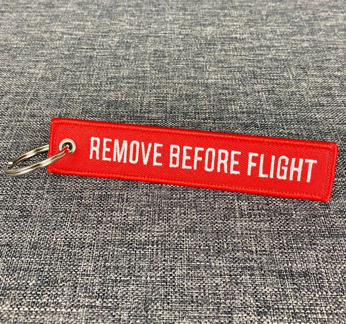 Porte Clés brodé Etiquette bagage Avgeek "Remove Before Flight" Avion NЕUF - photo numéro 4