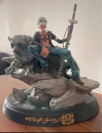 Figurine One Piece Trafalgar D. Water Law