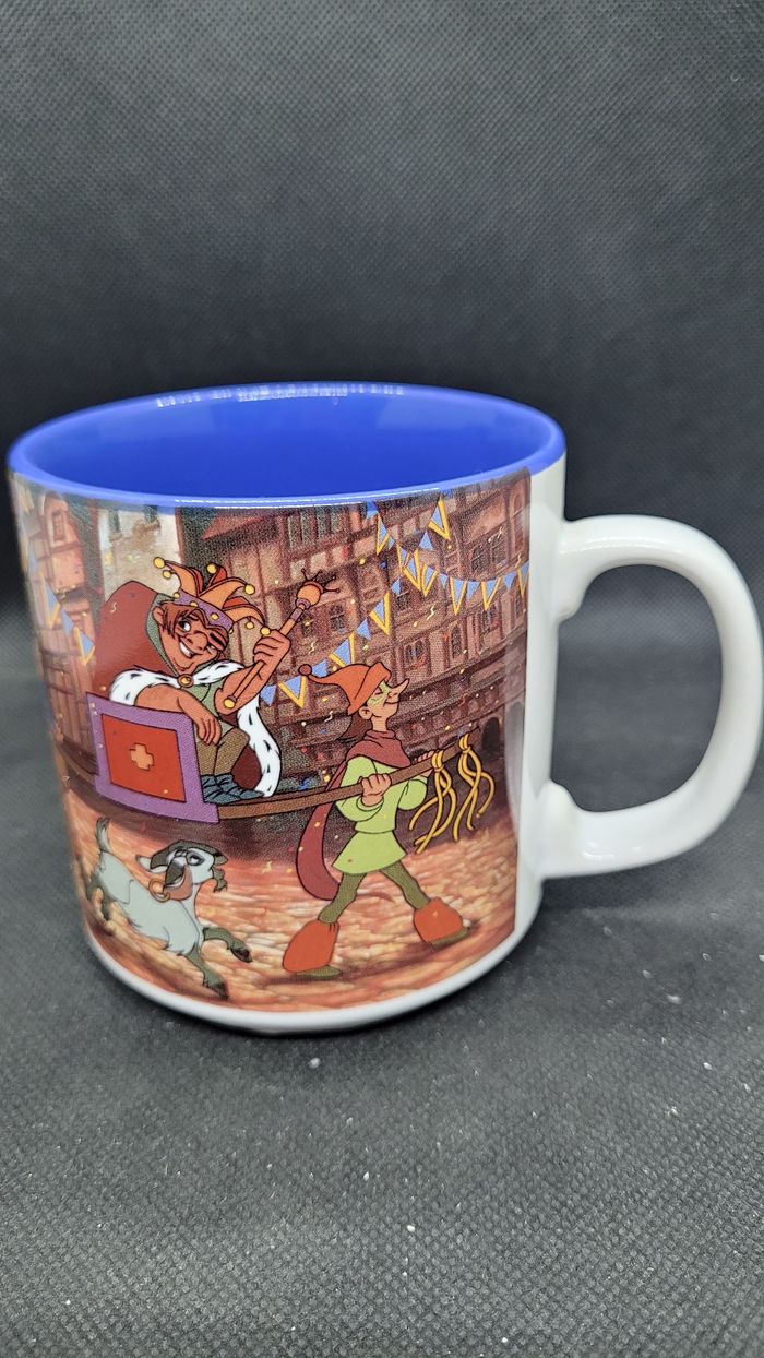 Mug scène Le bossu de Notre-Dame  - Disney classic - photo numéro 2
