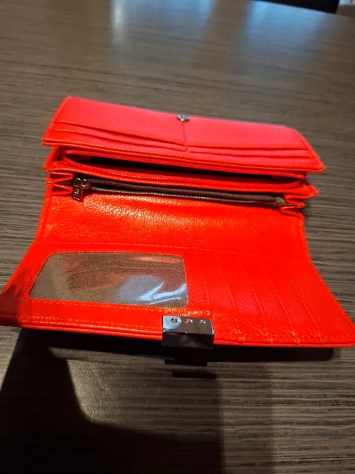 Portefeuille Pierre Cardin - photo numéro 4