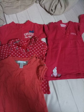 Lot vêtement rouge