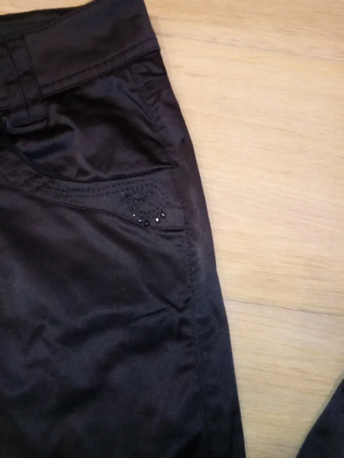 Pantalon - photo numéro 2