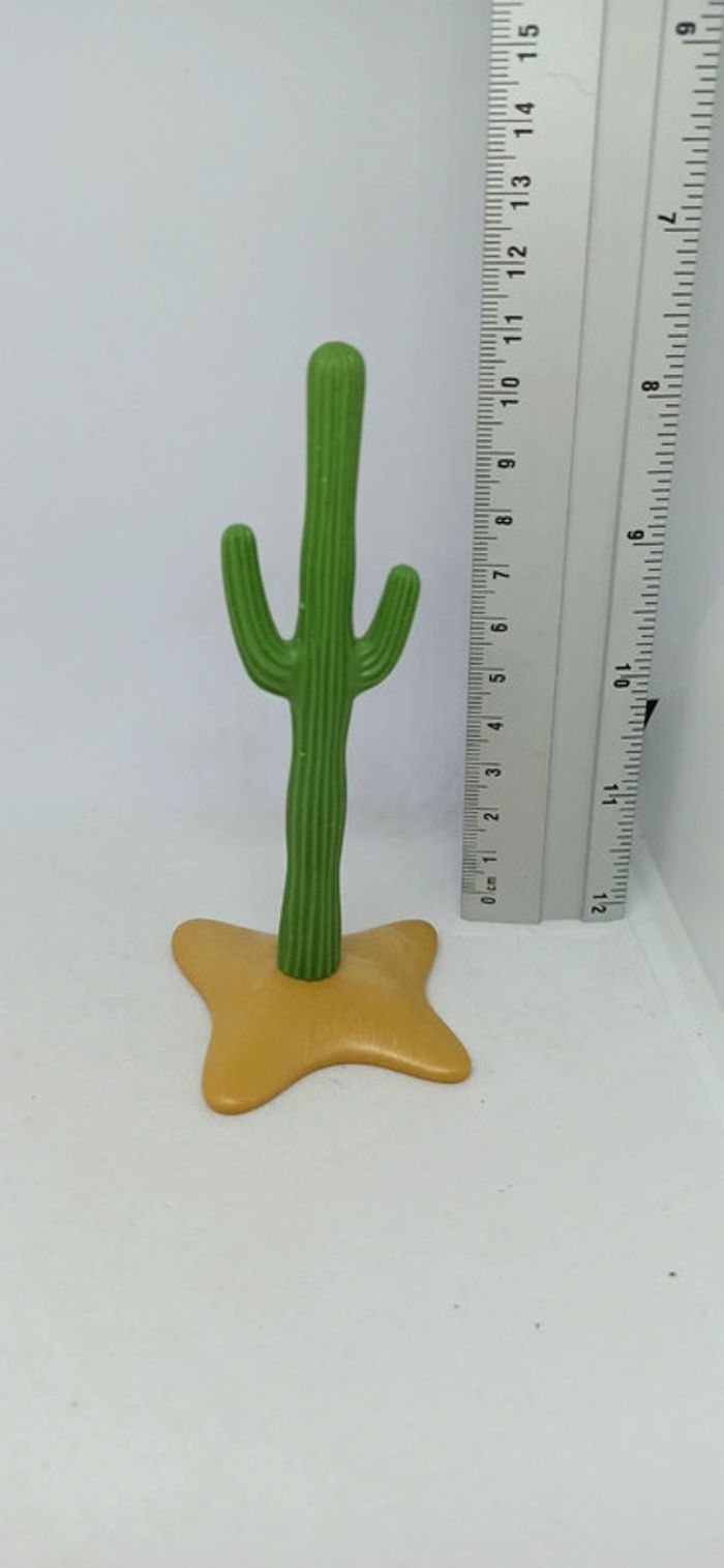 Cactus à branches sur socle playmobil