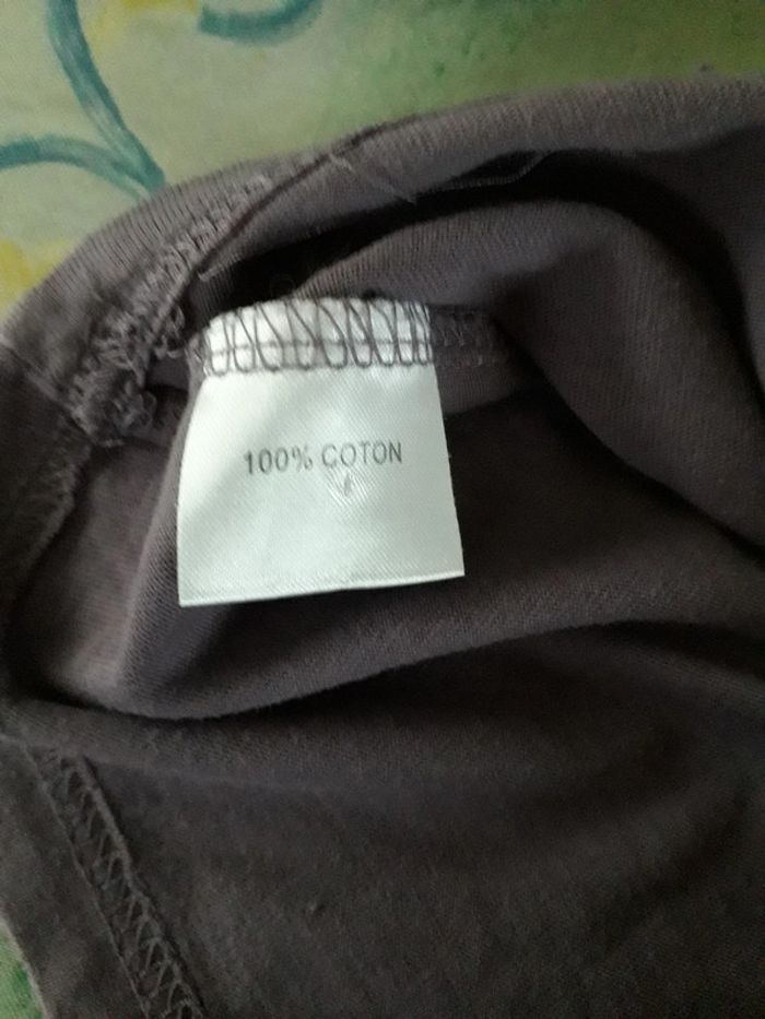 Lot Pantalon + T-shirt - 6 mois - photo numéro 9