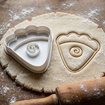 Emporte-pièce Part de Tarte avec Crème - Découpoir Biscuits, Sablés et Pâte à Sucre