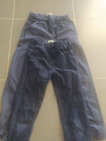 Lot 2 pantalons garçon 10 ans un velours Verbaudet réglable taille et un jogging les 2 en très bon état