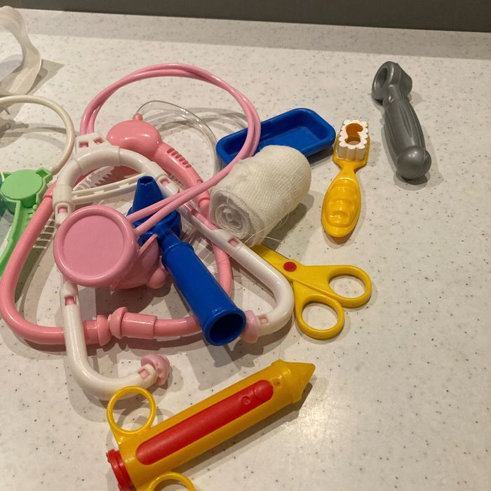 Trousse de médecin avec 12 objets - photo numéro 2