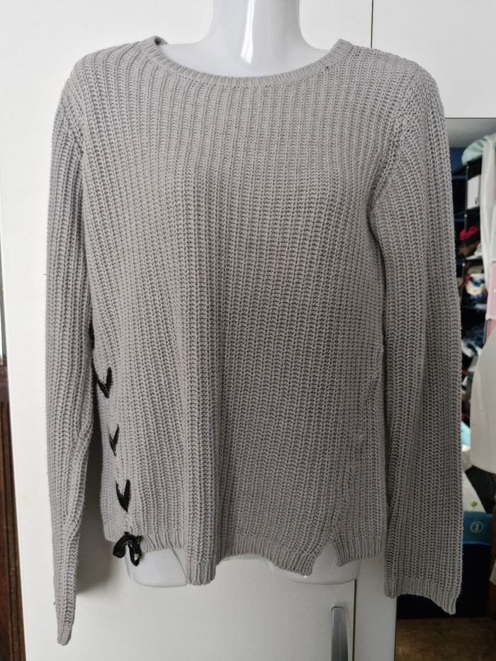 Superbe pull déco laçage filament doré - photo numéro 2