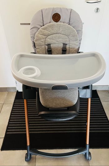 Chaise haute évolutive bébé Minla Maxi Cosi