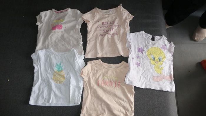 Lot 5 Tshirts manches courtes – 6 mois fille – lot Q