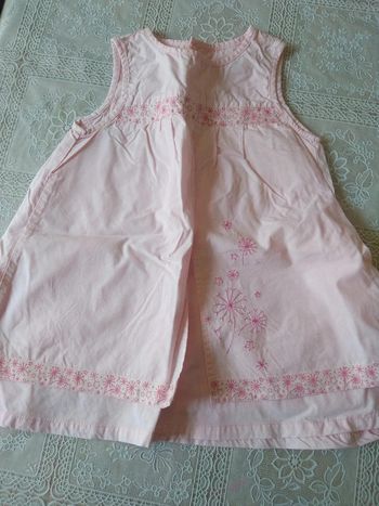 Robe rose clair 9 mois