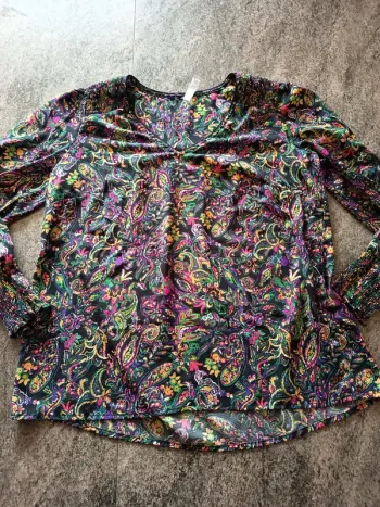Blouse taille 40 sans marque