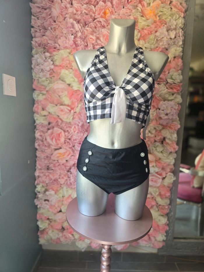 Maillot Neuf pin-up taille M - photo numéro 3