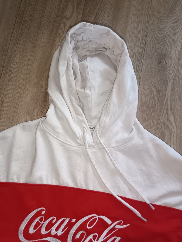 Sweat capuche coca cola Jennyfer - photo numéro 5