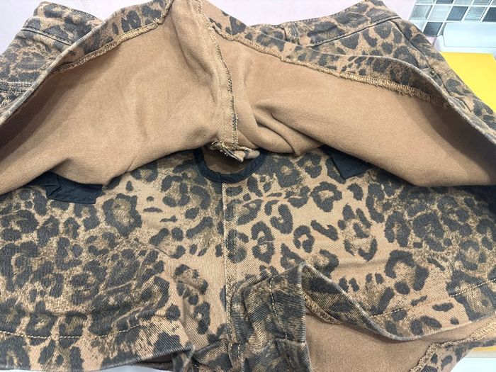 Jupe short - photo numéro 2