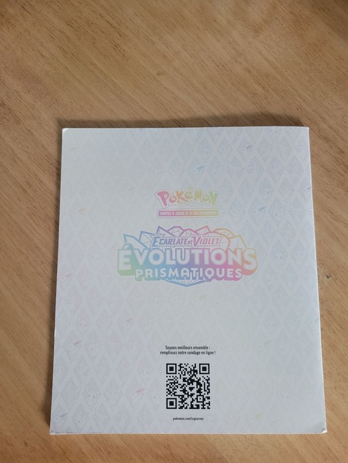 Livre guide de jeux pokemon prismatic - photo numéro 2