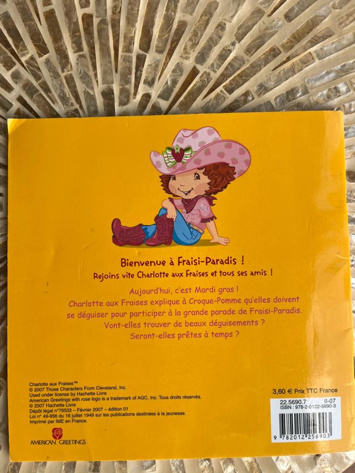Livre le carnaval de charlotte aux fraises - photo numéro 4