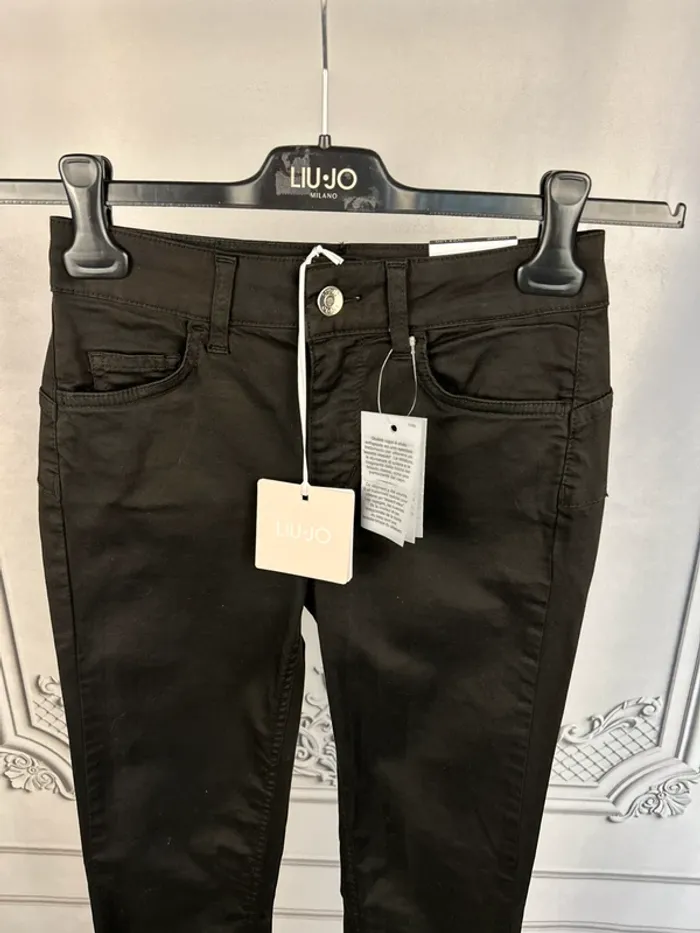 Jean skinny taille haute Noir LiuJo W24 L30 neuf - photo numéro 7