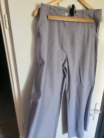 Magnifique pantalon été lin couleur parme taille 40 un jour ailleurs