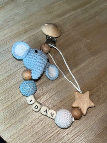 Attache tétine personnalisé