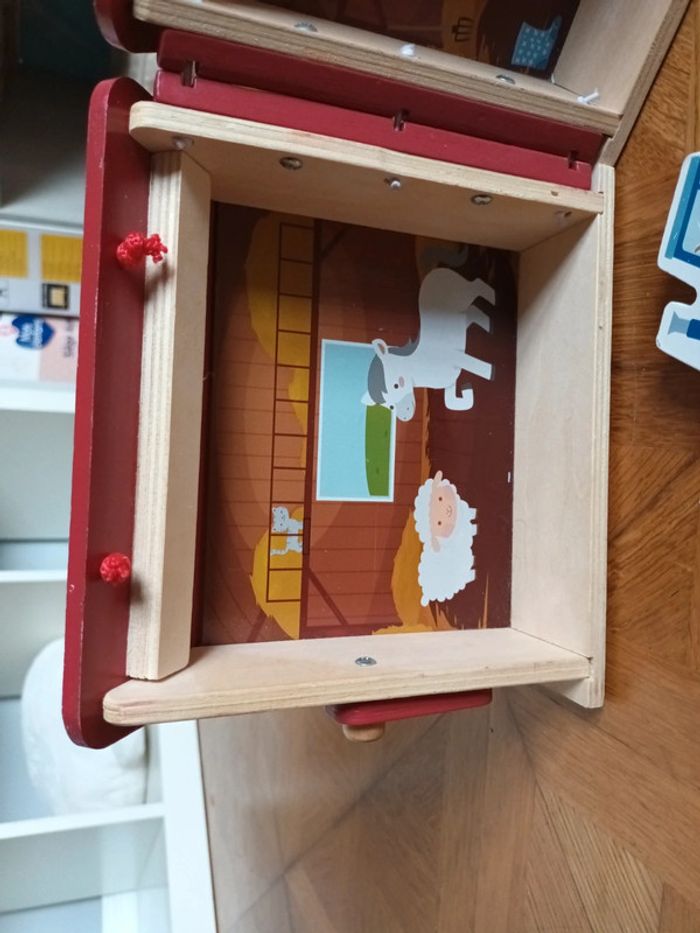 Jouet ferme en bois - photo numéro 10