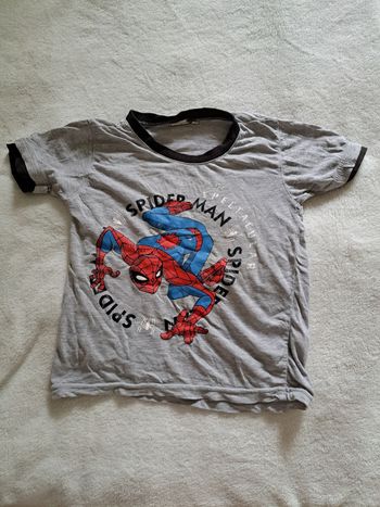Tee-shirt manches courtes taille 4 ans