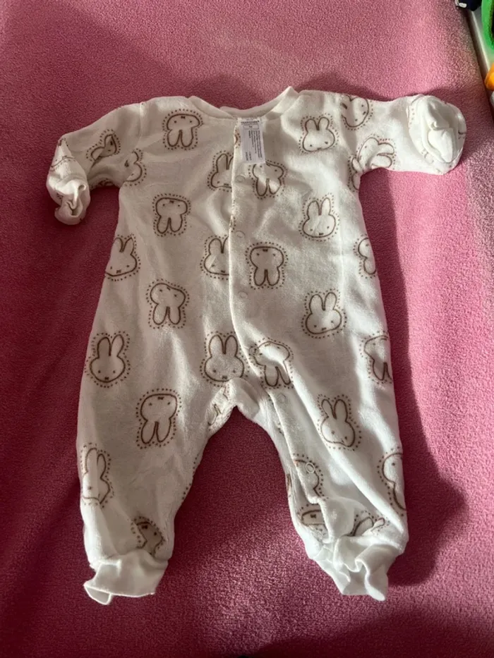 Lot de 5 pyjamas taille 3 mois - photo numéro 5