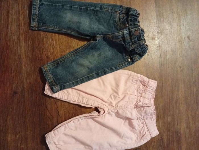 Lot de 2 pantalons taille 6 mois