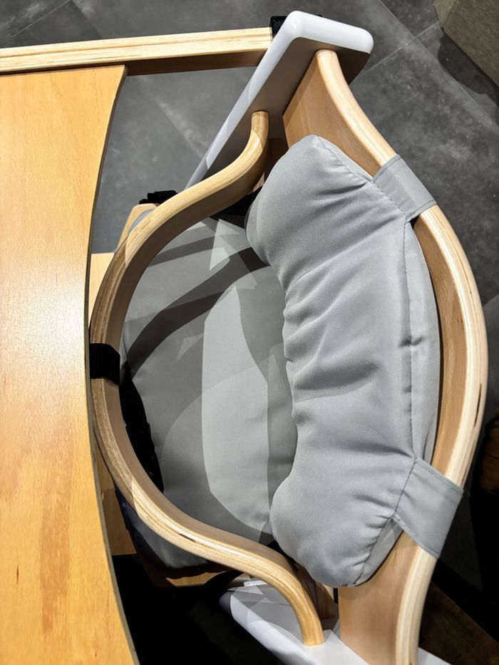 KINDERKRAFT — Chaise haute évolutive Enock White Wood - photo numéro 6