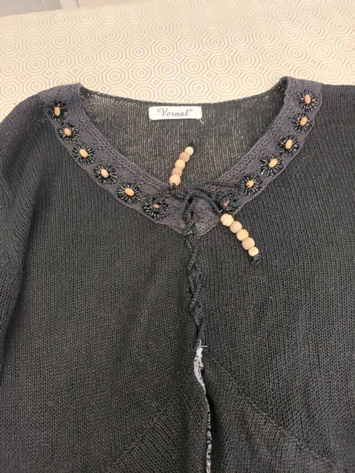 Pull Taille M marque vernal noir - photo numéro 2