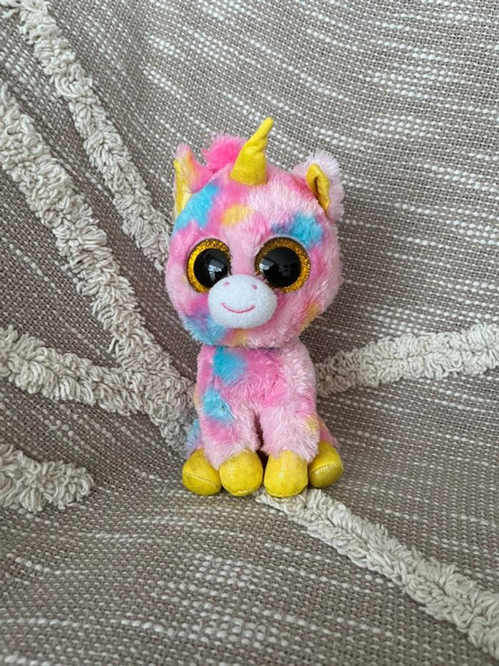 Peluche doudou 18cm TY licorne à tâche multicolore très bon état