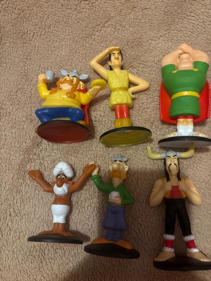 Lot de 9 figurines Astérix - photo numéro 2