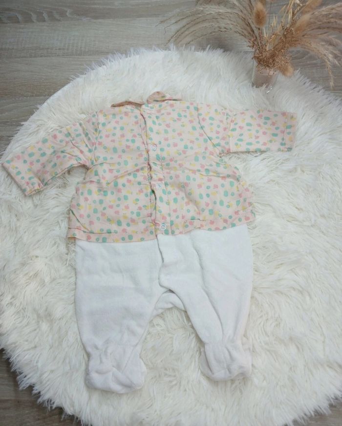 Pyjama 1 mois - photo numéro 3