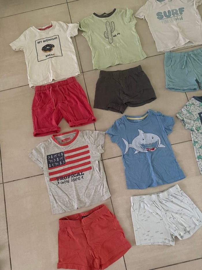 Lot de pyjamas shorts d’été coton garçon taille 3 ans - photo numéro 4