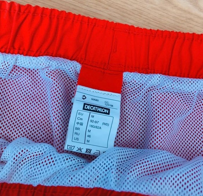 Short de bain Décathlon Taille M - photo numéro 2