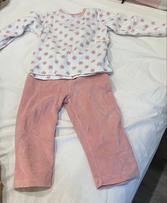 Pyjama deux pièces - photo numéro 3