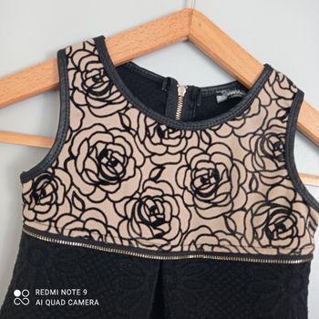 Robe noire beige 4ans