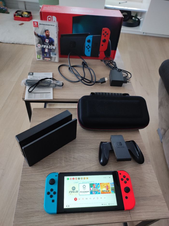 Switch Nintendo 1 - photo numéro 2