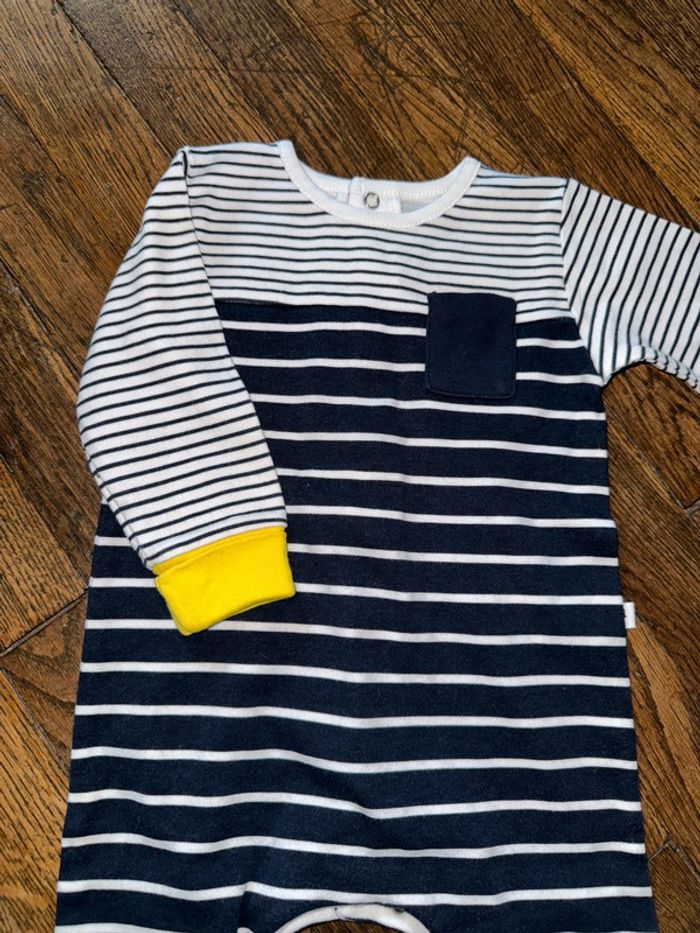 Combinaison absorba 6 mois - photo numéro 2