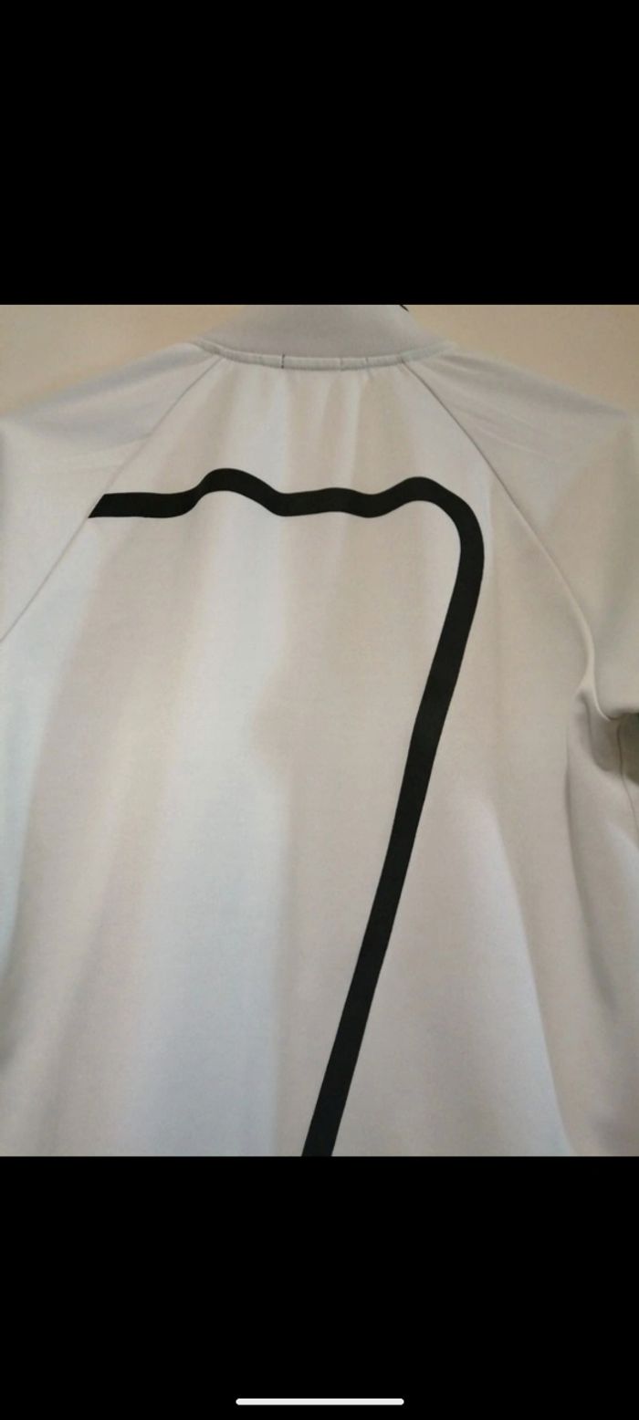 Belle veste EAZ Emporio Armani blanche. Taille M - photo numéro 6