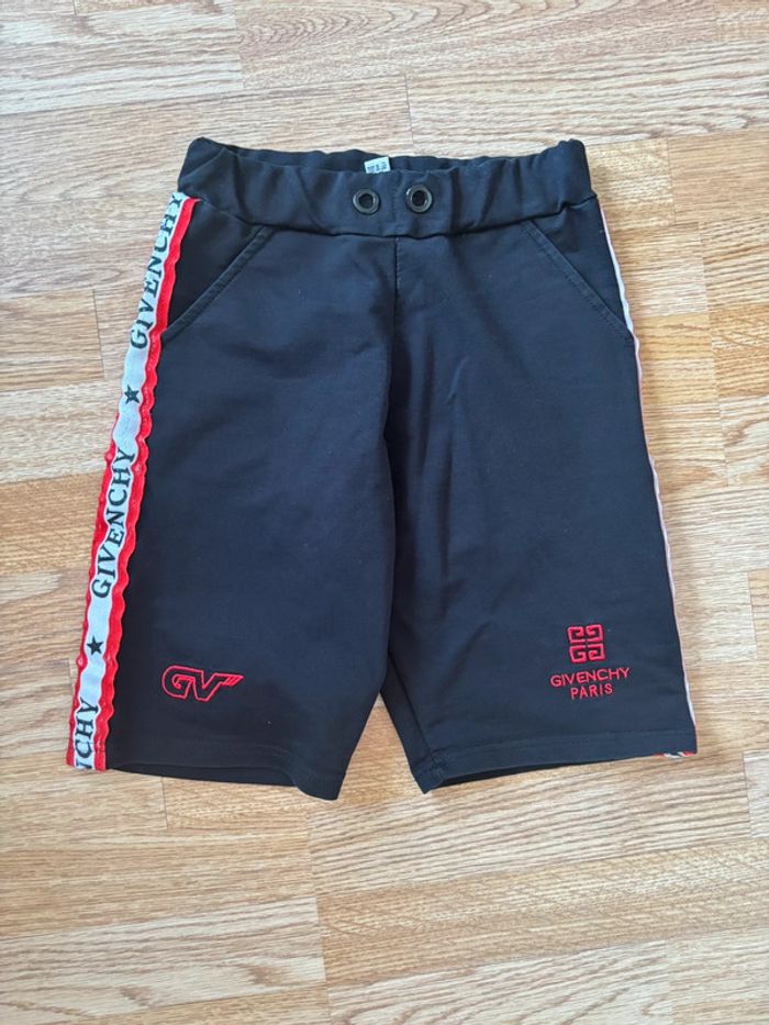 Short Givenchy