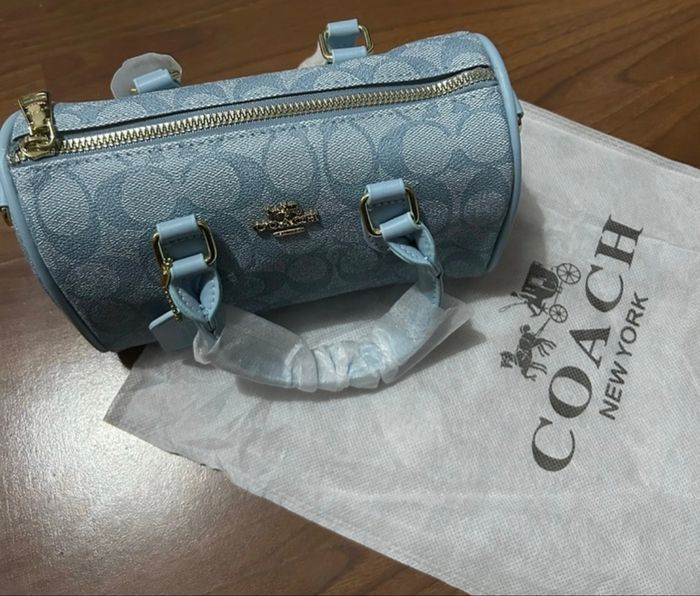 Sac à main coach bleu ciel - photo numéro 4
