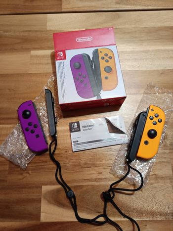 Joycon Nintendo Switch en très bon état