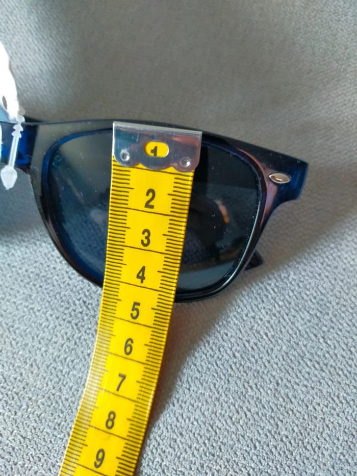 Lunettes de soleil noir bleu nuit – neuves avec étiquette - photo numéro 6