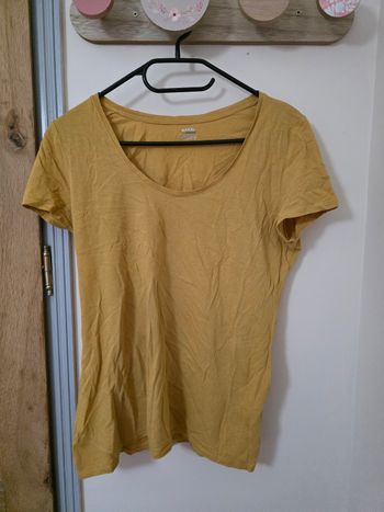T shirt jaune