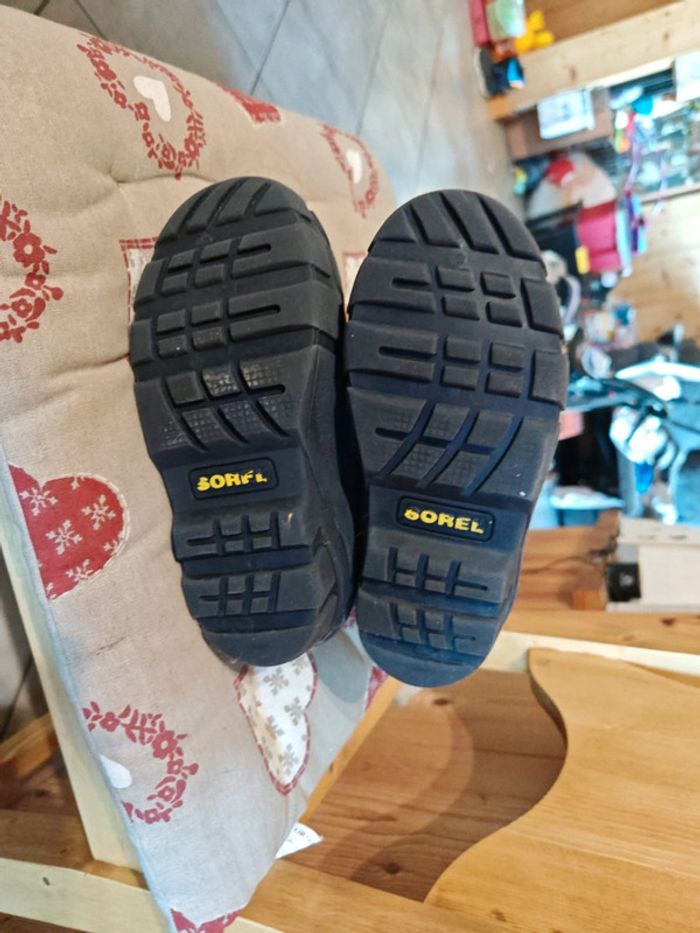 Bottes de neige chaudes taille 30 2/3 Sorel - photo numéro 5