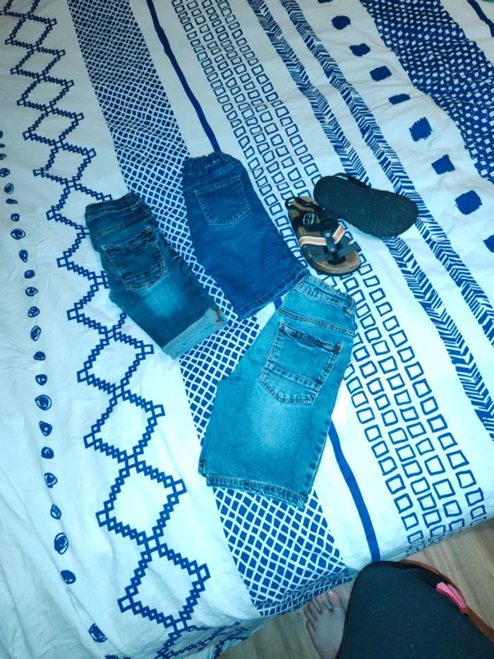 Lot shorts et sandale