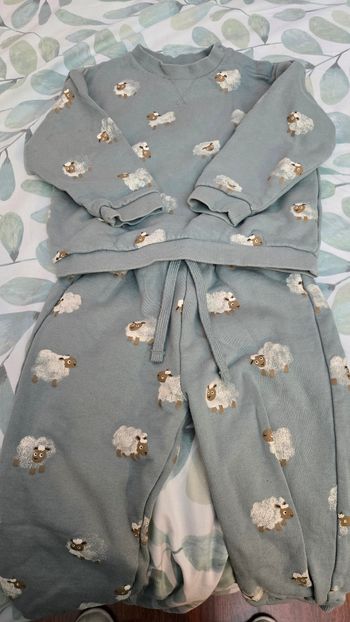 Ensemble pyjama pantalon + pull epais